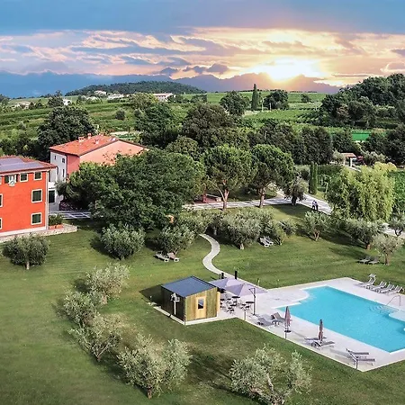 ホテル Borgo Romantico Relais