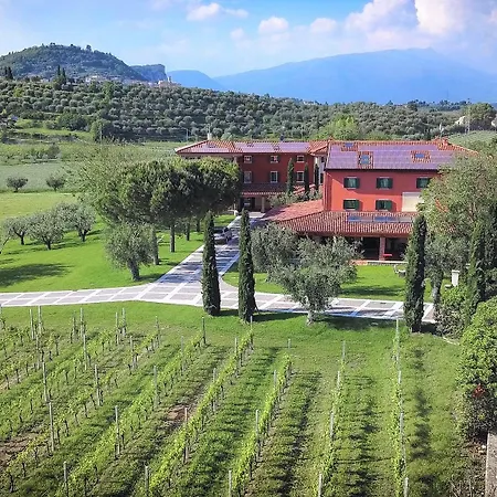 Borgo Romantico Relais ホテル 3*