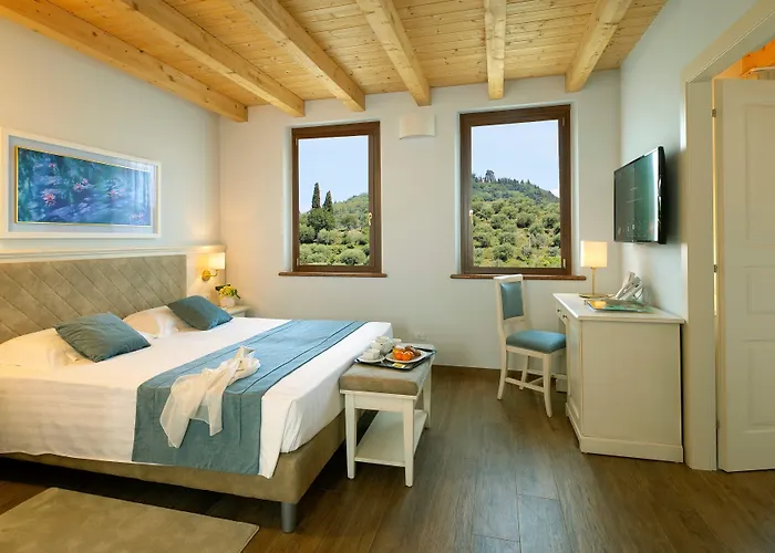 Hotel Borgo Romantico Relais