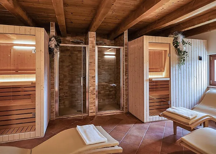 Borgo Romantico Relais Hotel 3*