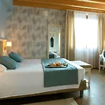Borgo Romantico Relais Hotel 3*