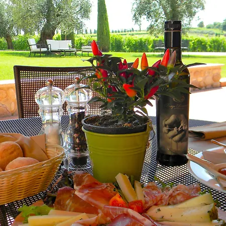ホテル Borgo Romantico Relais 3*